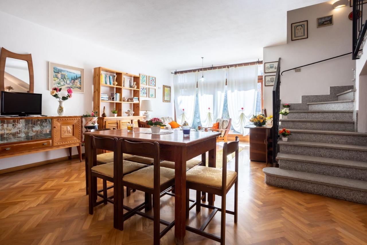 Casa Di Paolo E Roberta Bed & Breakfast Санта Тереза Галура Екстериор снимка